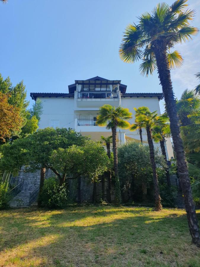 Appartement Lola Bivio à Rijeka Extérieur photo