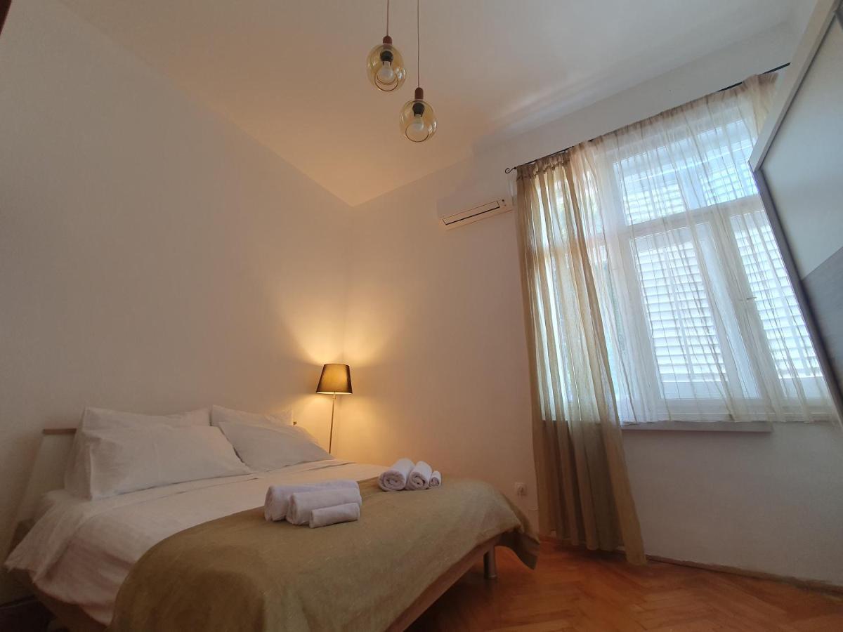 Appartement Lola Bivio à Rijeka Extérieur photo